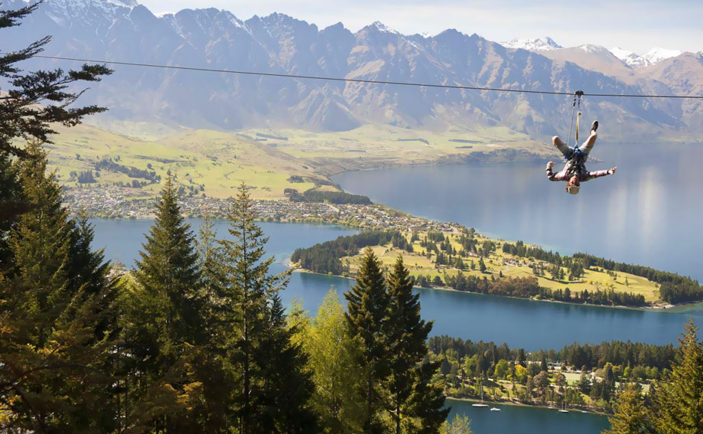 Ziptrek Ecotours | Queenstown i-SITE